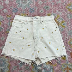 PacSun Sunflower jean shorts size 27